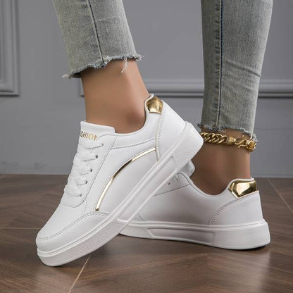 Sneakers mit goldenen und silbernen Details | Junazia