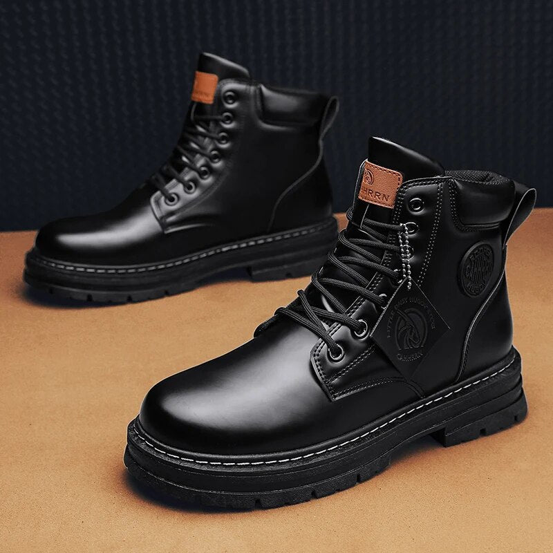 Olivaroso | Bequeme Herren-Schnürstiefel mit Logoprint