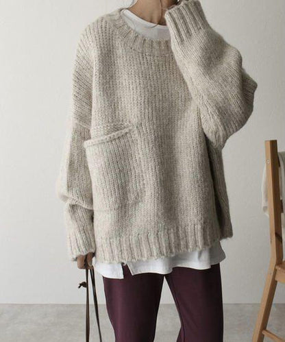 Übergroßer Pullover mit Elfenbeinfarbener Taschenfront | Melcha