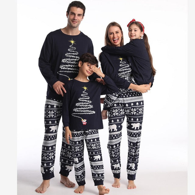 Familienmode Passendes Pyjama-Set für Weihnachten | FamPajama