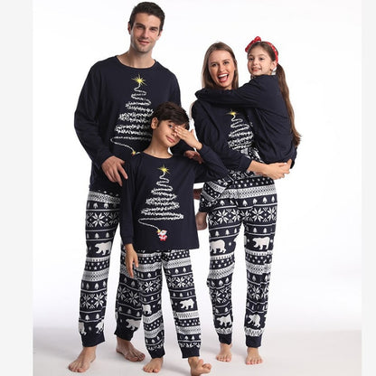 Familienmode Passendes Pyjama-Set für Weihnachten | FamPajama