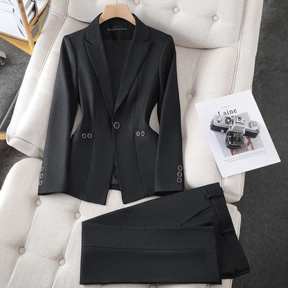 Elegantes Set aus Blazer und Hose für Damen | Maureen