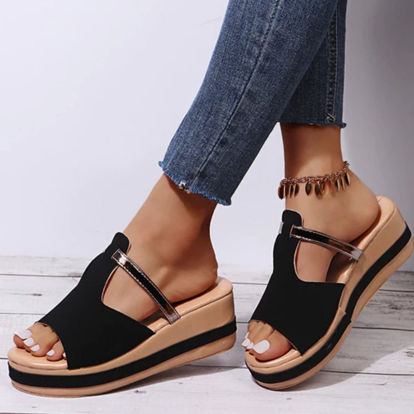 Fellaria | Stylische orthopädische Sommersandalen