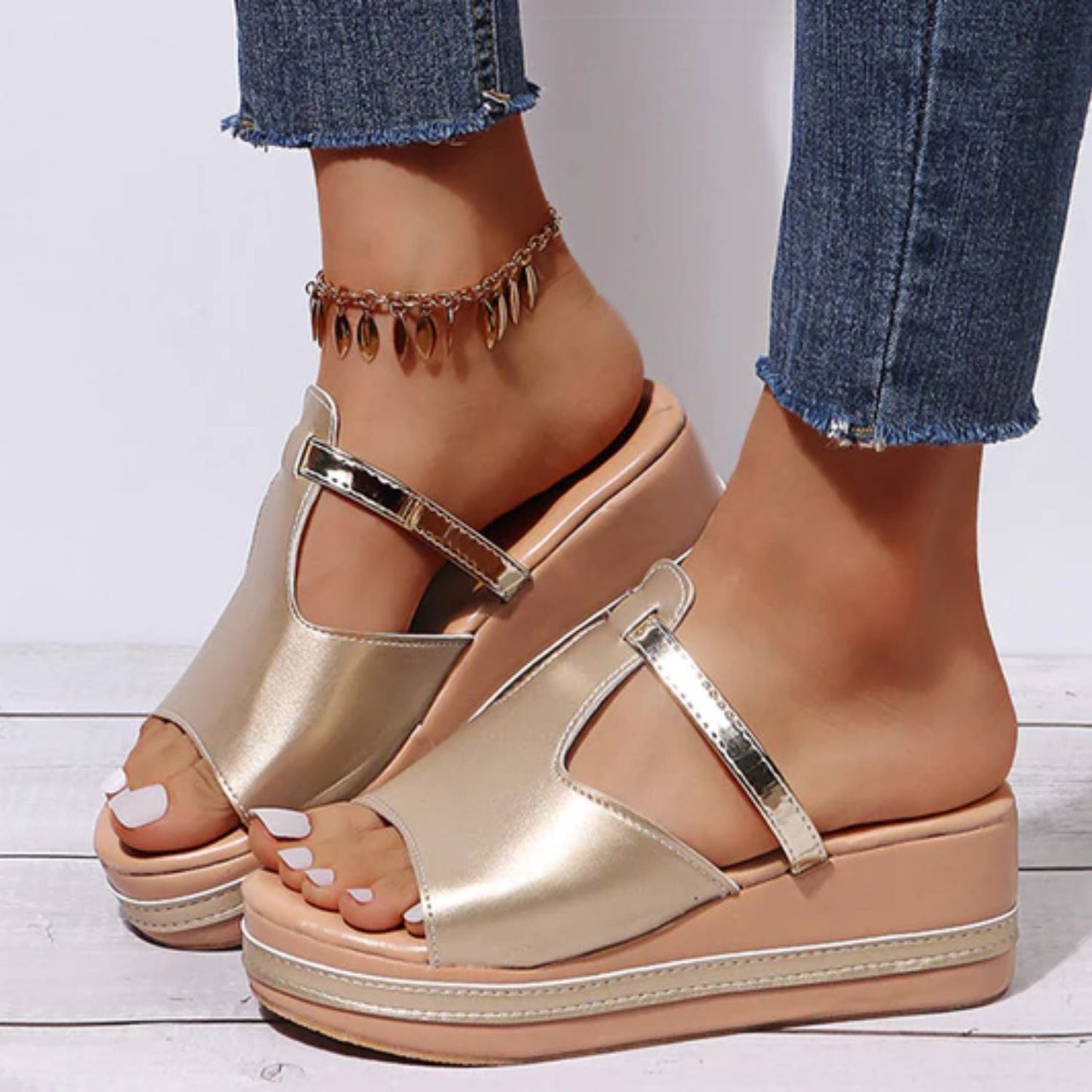 Fellaria | Stylische orthopädische Sommersandalen