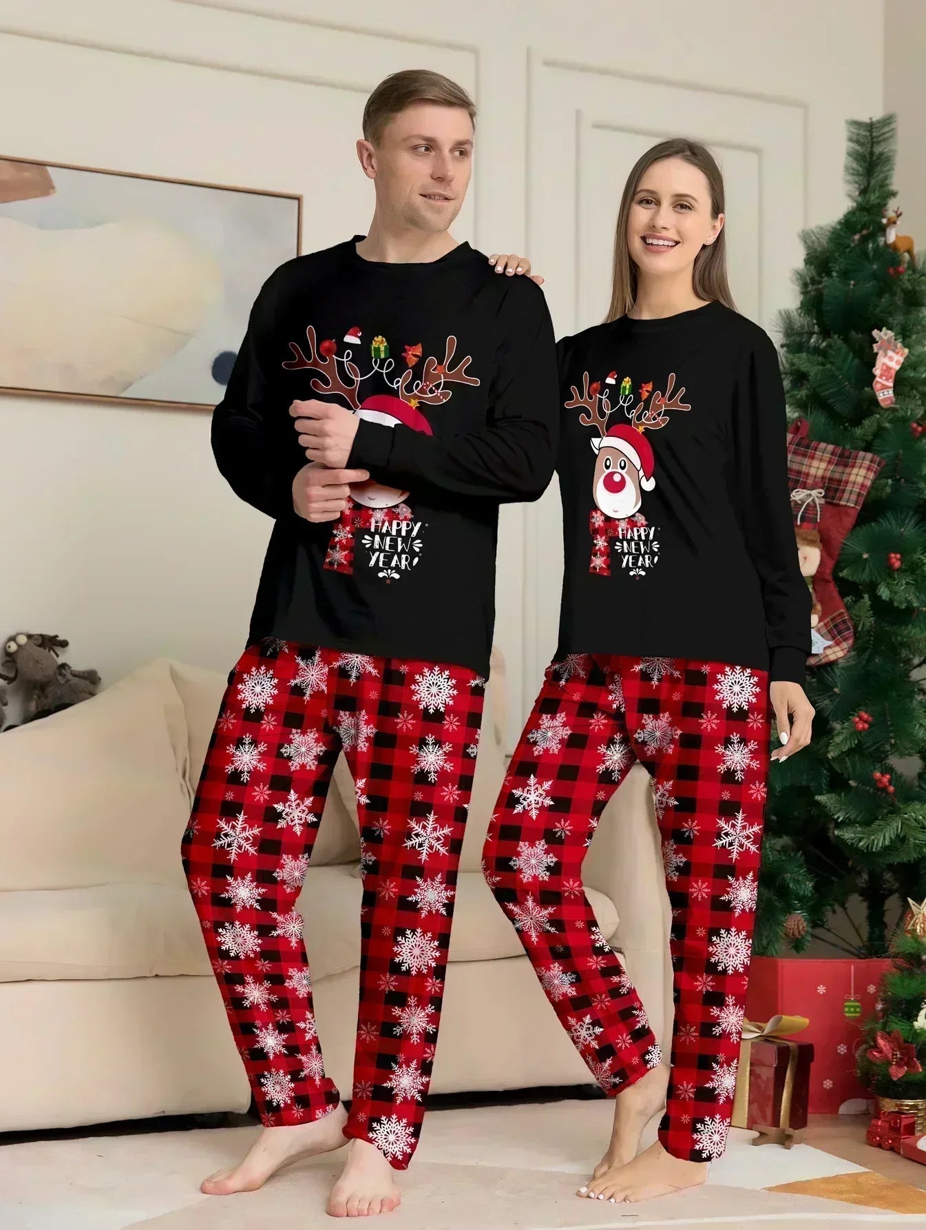 2024 Cartoon Elch Print Weihnachten Familie passende Pyjamas Set | Remino