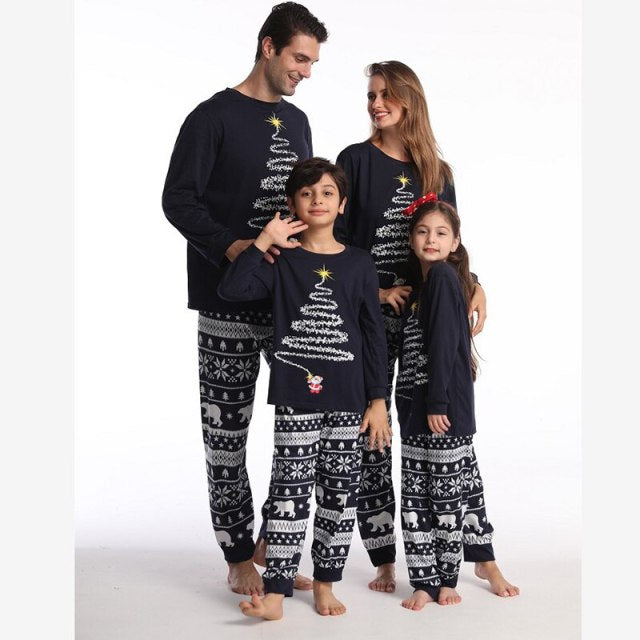 Familienmode Passendes Pyjama-Set für Weihnachten | FamPajama